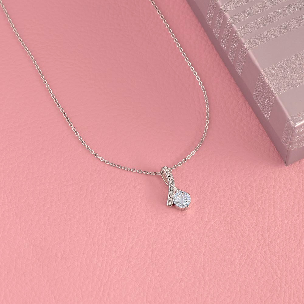 Mother Alluring Beauty necklace